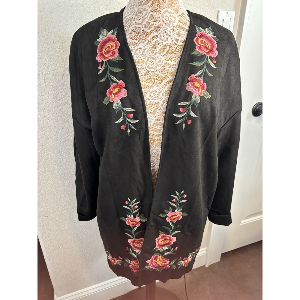 NWT Umgee Faux Suede Floral Embroidered Open Front Jacket Kimono Boho M